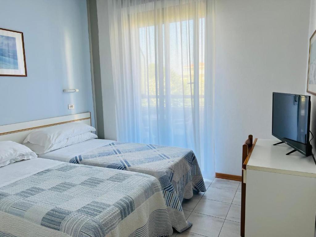 Hotel Betty Rimini Dış mekan fotoğraf